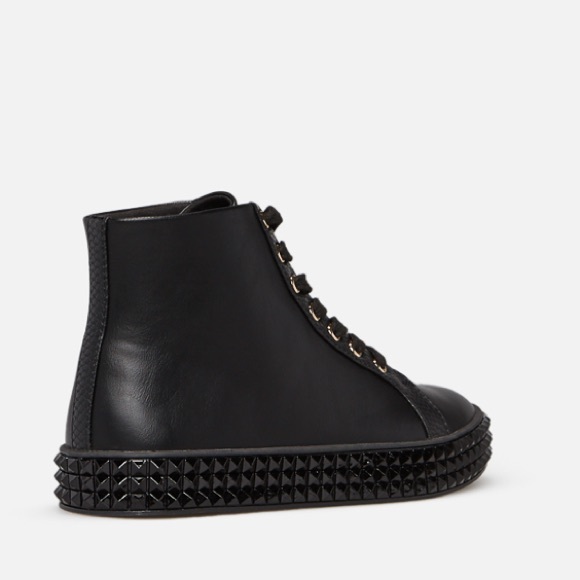 Black spike studded high top sneakers.7 7.5 8 - Picture 3 of 9